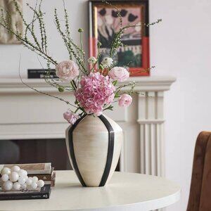 Neutral Sculpted Vase – Brand New
